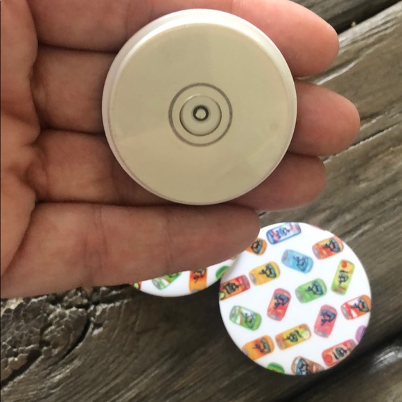 La Croix PopSocket - Picture 3 of 4